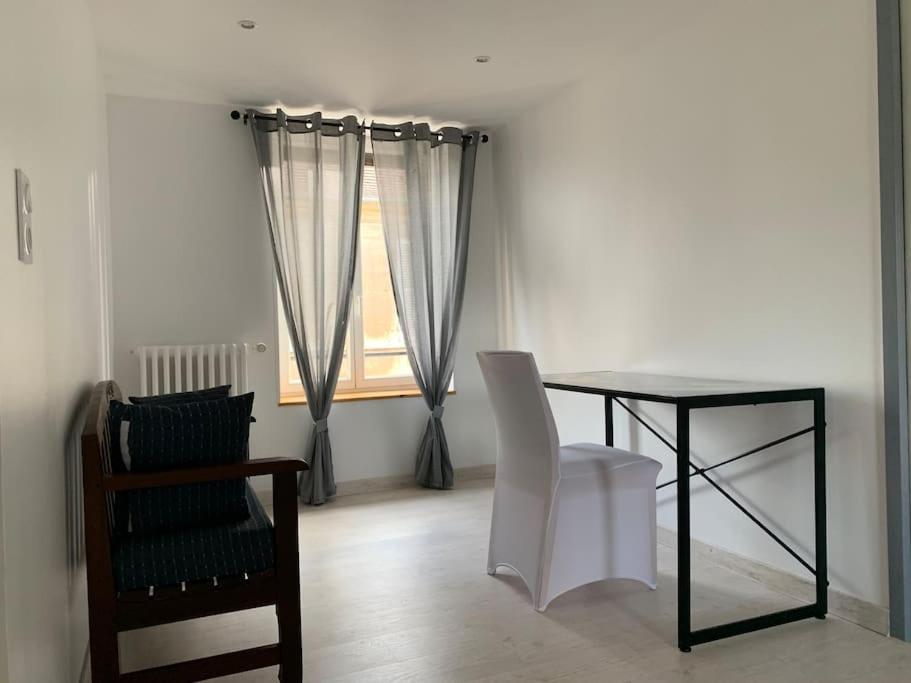 Maison De 1 A 8 Personnes Entierement Renovee Charly-sur-Marne Esterno foto