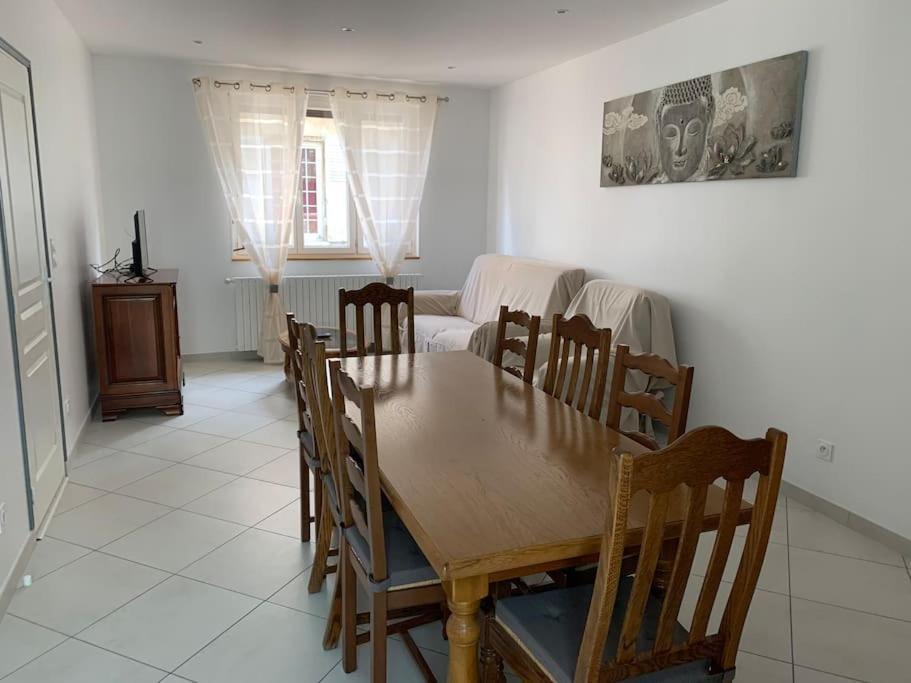 Maison De 1 A 8 Personnes Entierement Renovee Charly-sur-Marne Esterno foto